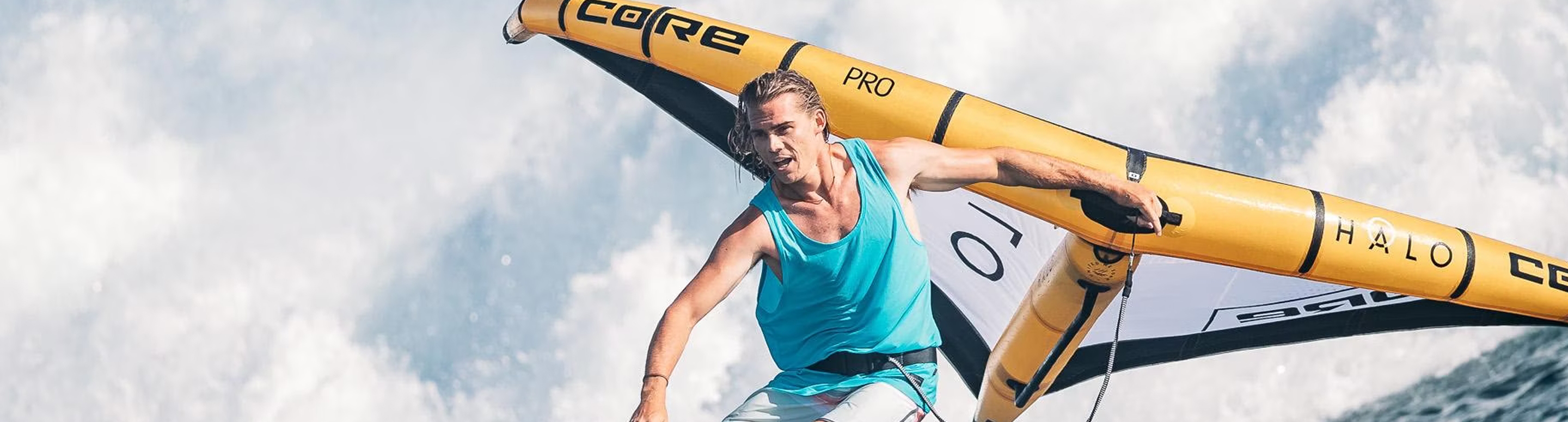 Kitesurfer with CORE equipment at Club de Mar, Icaraizinho do Amontada