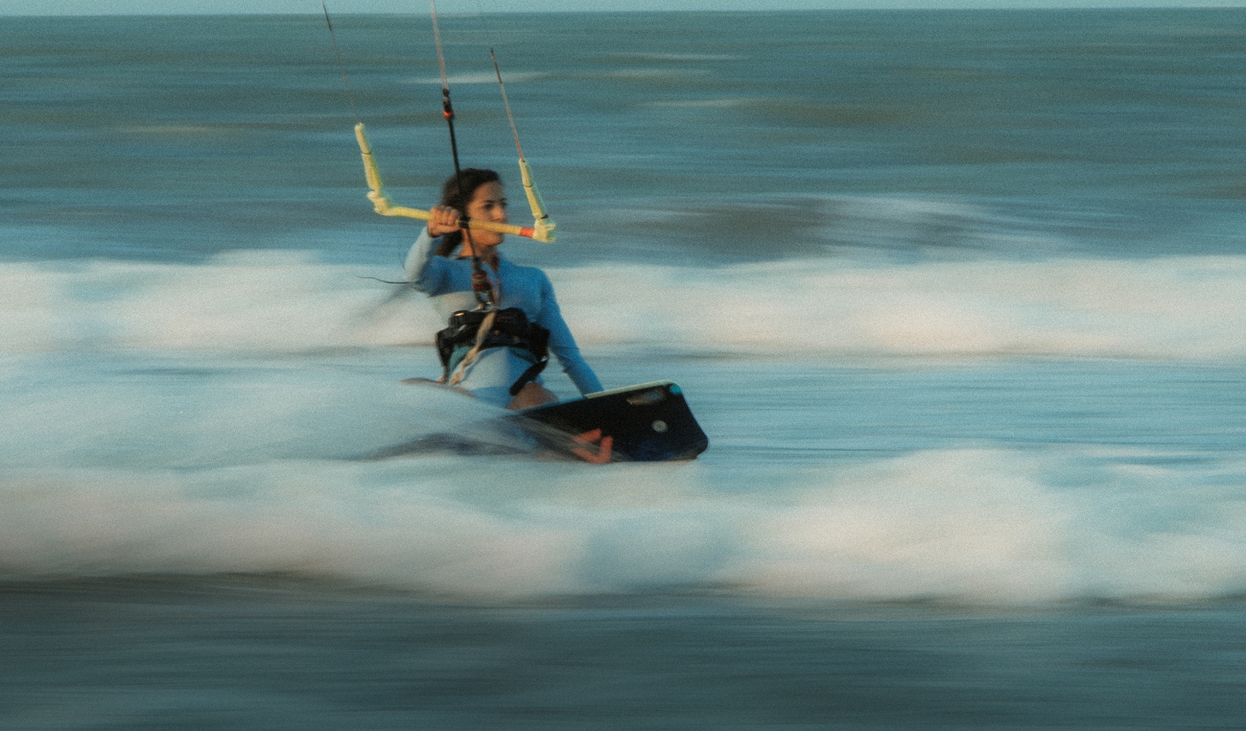 Kitesurf e windsurf em Icaraizinho de Amontada, um dos melhores spots do Brasil