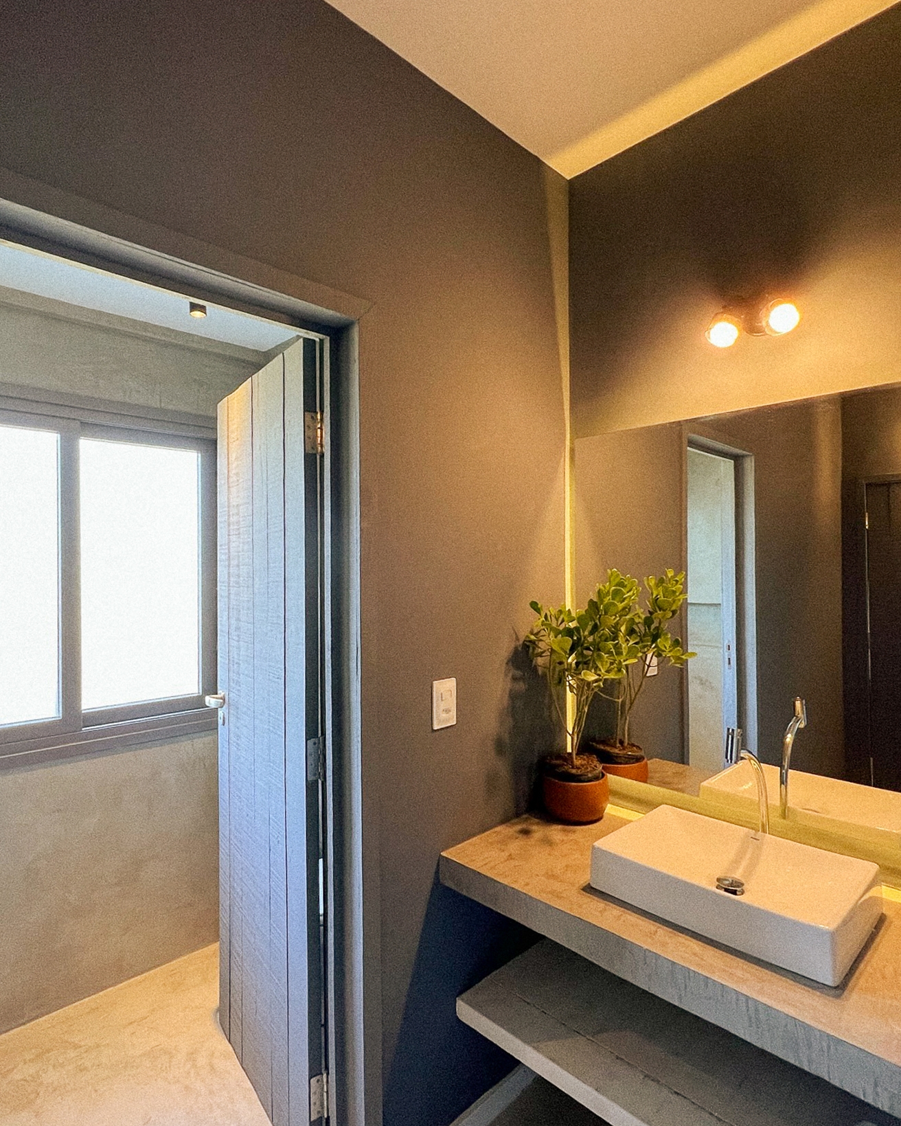 5/5 - Private bathroom of Sea Flat at Club de Mar Condo Hotel, Icaraizinho