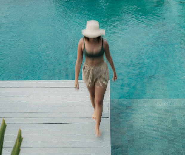 Common area with pool and sea view