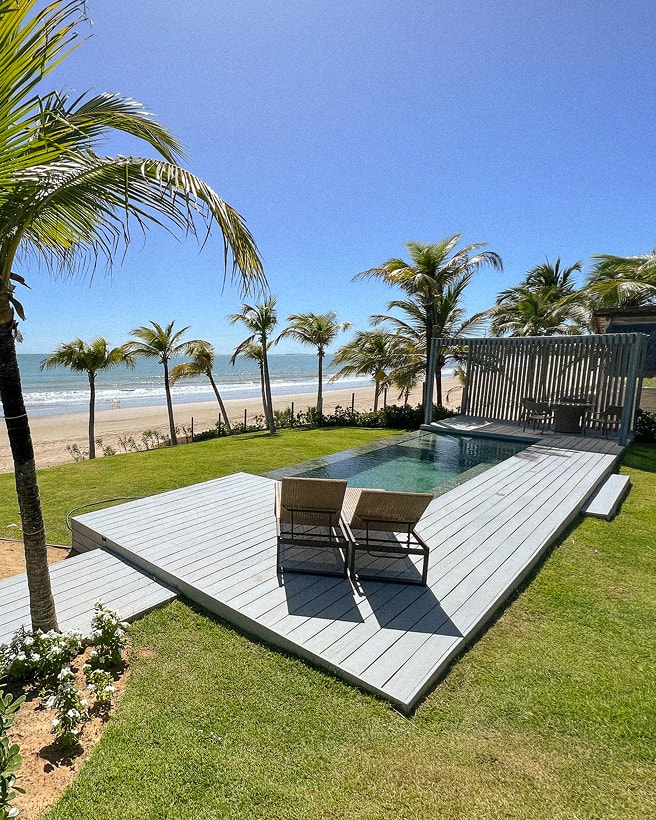 1/6 - Exterior with pool and sea view