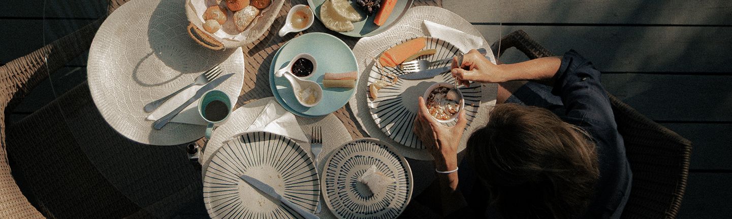 Viva experiências gastronômicas e momentos de bem-estar no Club de Mar. Café da manhã incluso, cozinhas equipadas e a beleza natural de Icaraizinho.